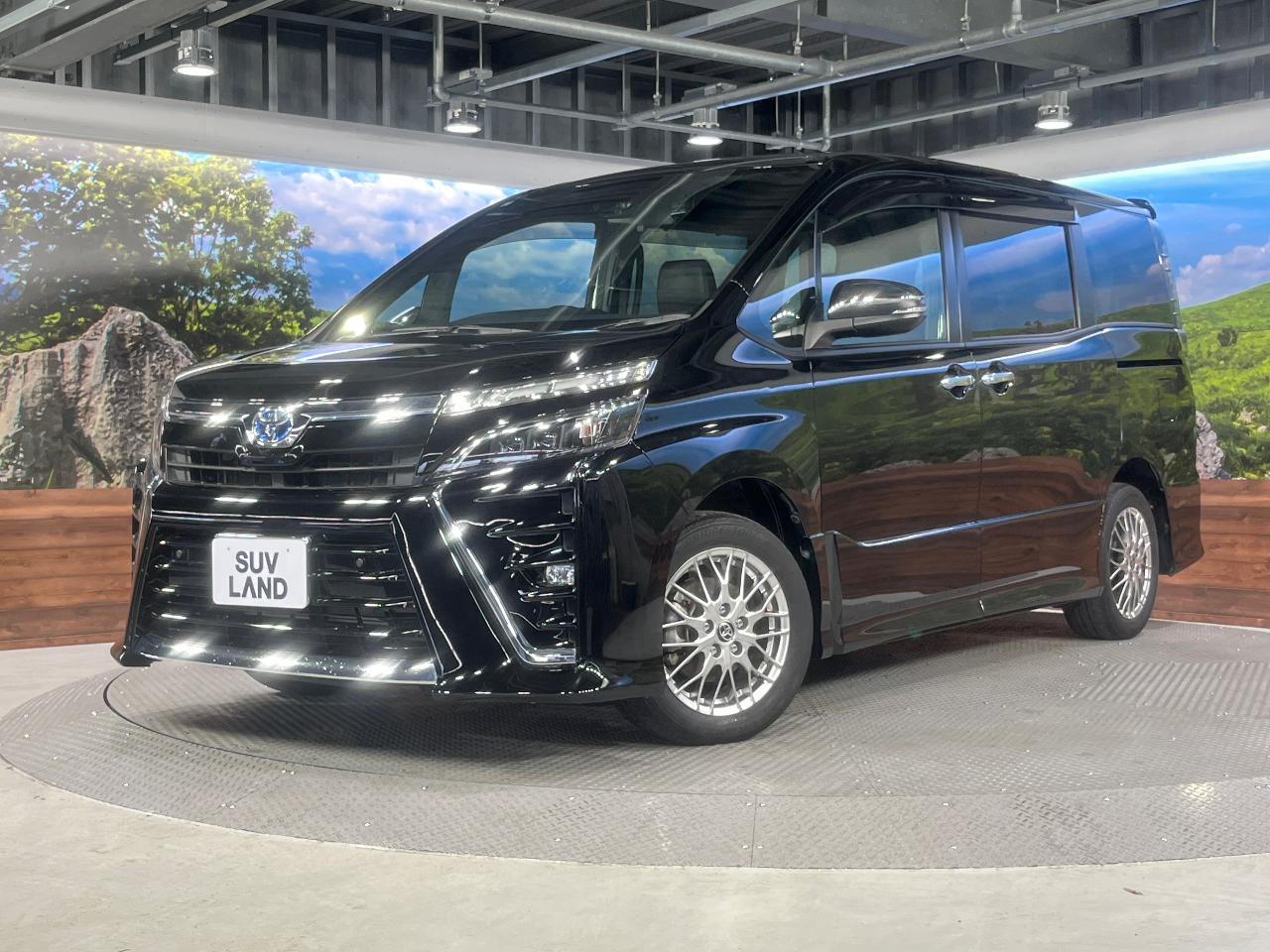 2021 Toyota Voxy Hybrid Hybrid ZS Kirameki III