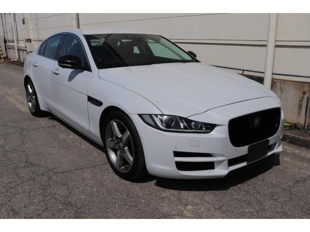 2015 Jaguar XE XE Prestige