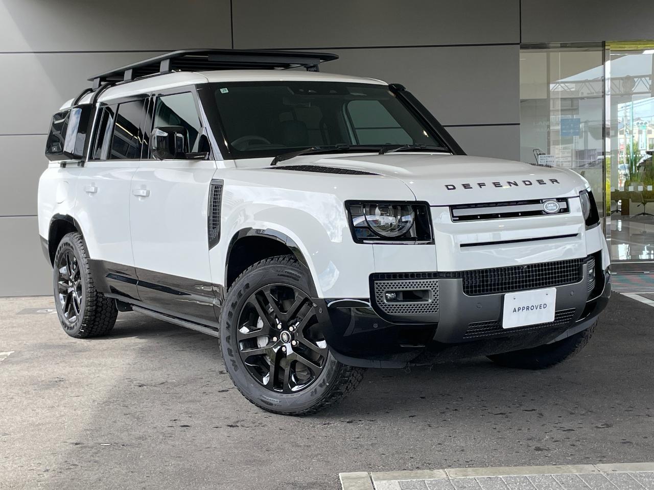 2025 Land Rover Defender5D 130 Outbound D350 Air Suspension Equipped Vehicle