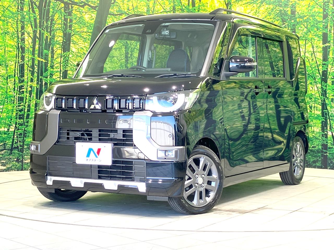 2024 Mitsubishi Delica Mini T Premium