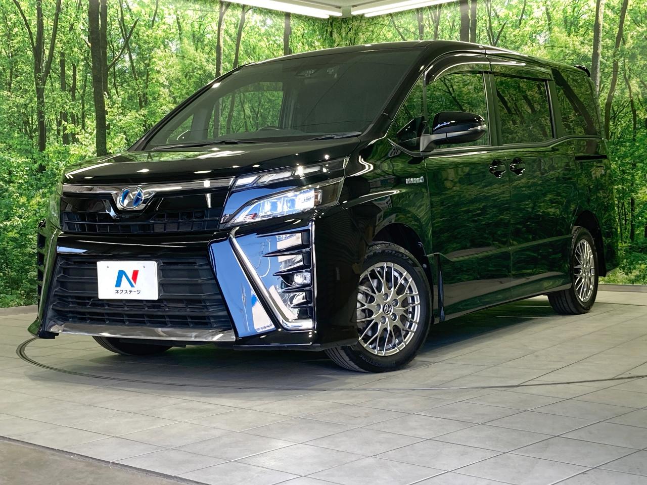 2017 Toyota Voxy Hybrid Hybrid ZS