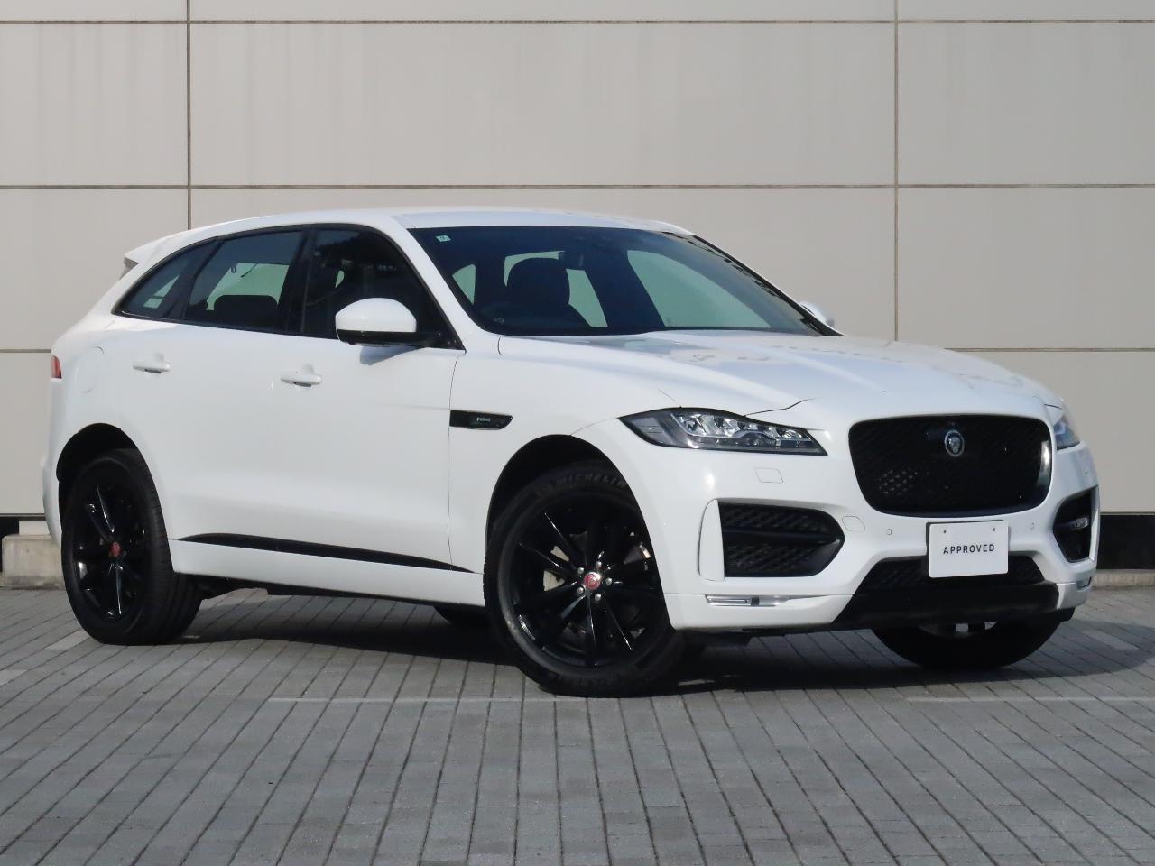 2020 Jaguar F Pace R-Sport