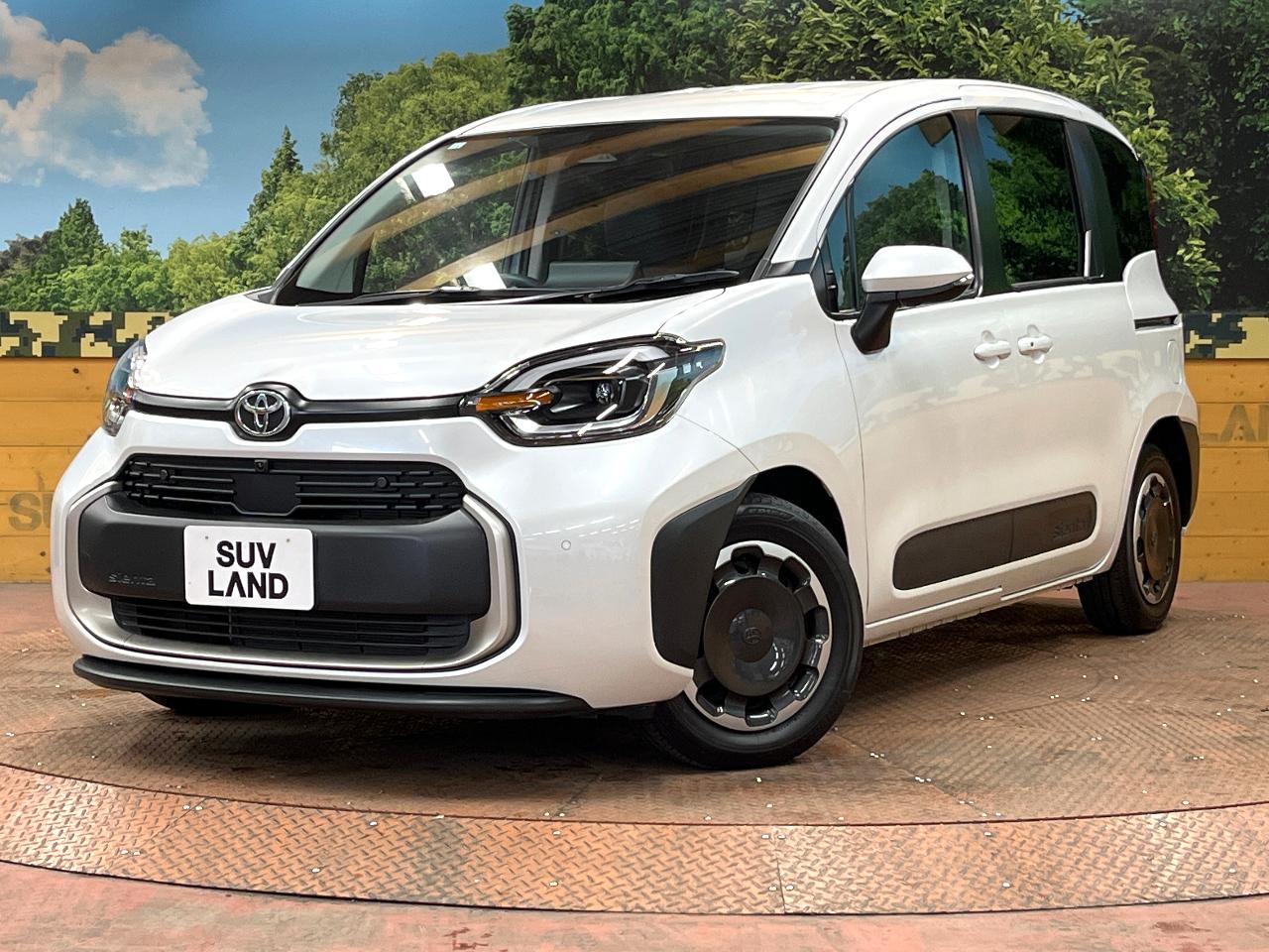 2024 Toyota Sienta Z