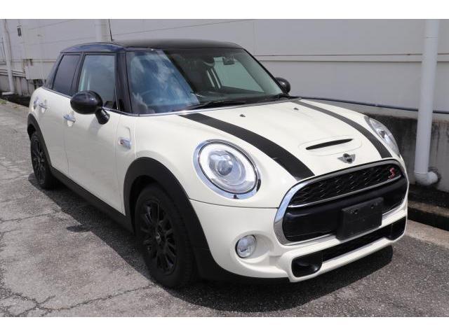 2017 BMW_Mini BMW Mini 5HB Cooper SD Pepper Package
