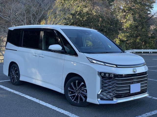 2022 Toyota VOXY Hybrid S-Z