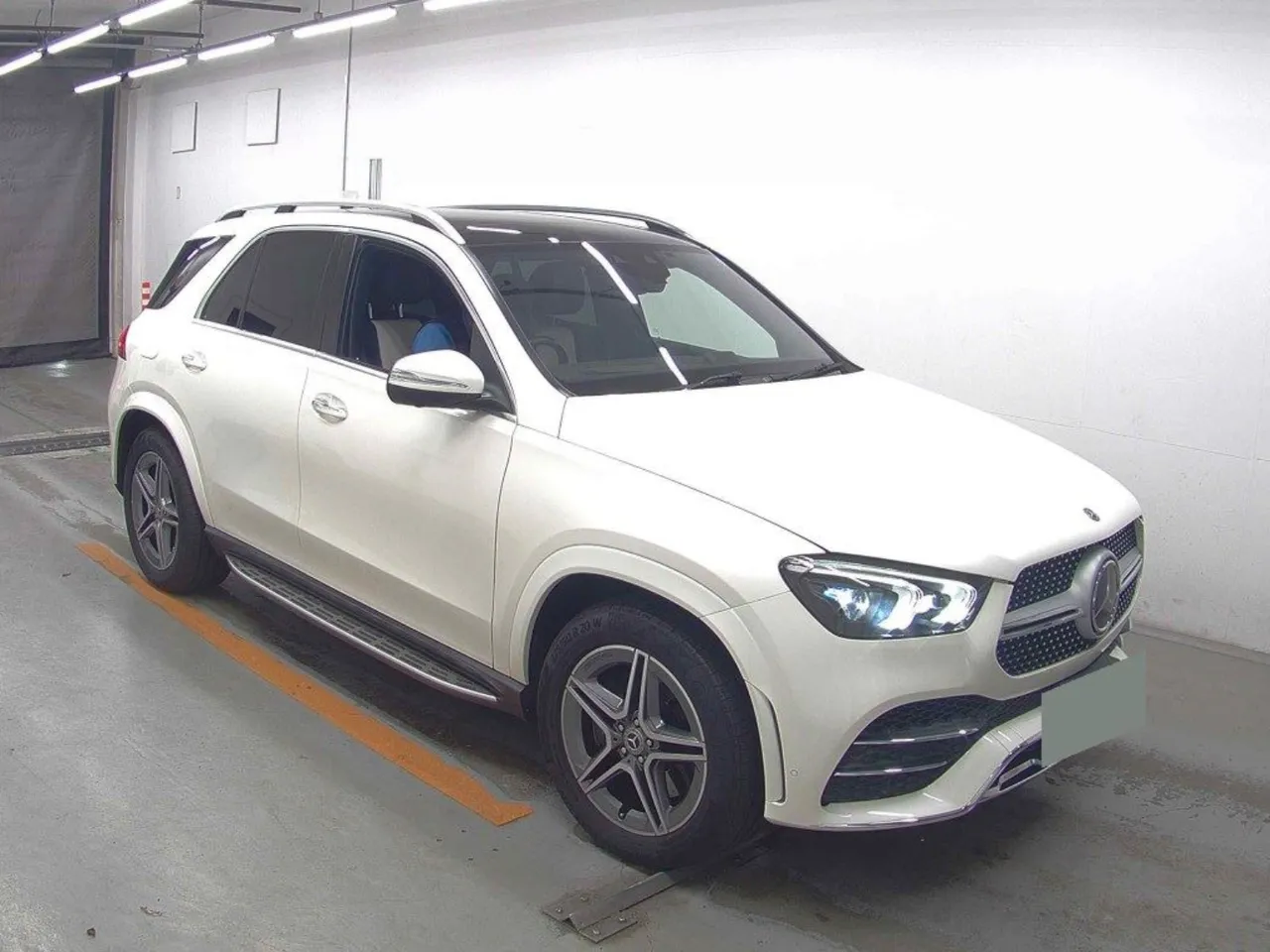 2020 Mercedes-Benz GLE Class GLE 400d 4MATIC Sport — Photo 1