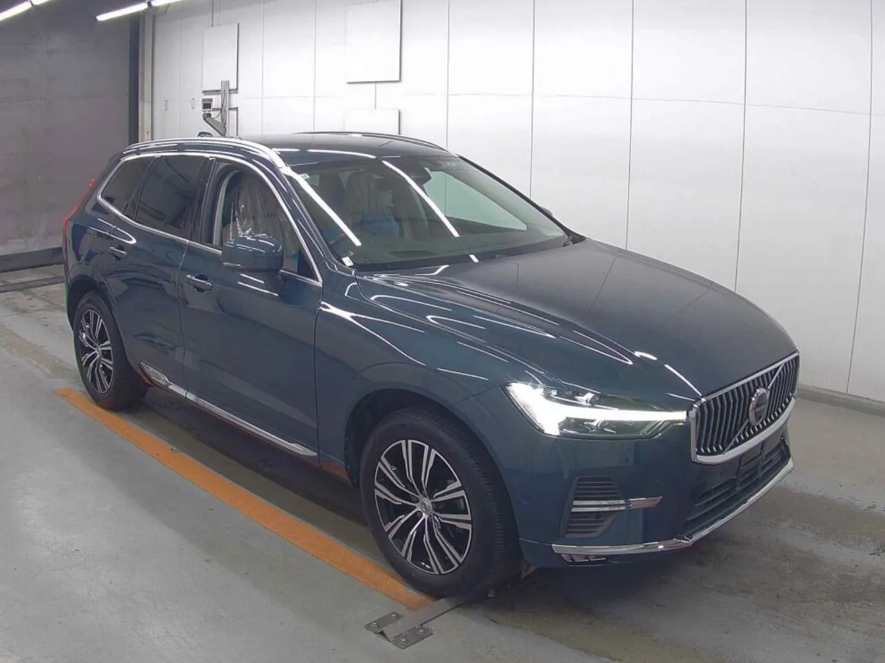 2021 Volvo XC60 B5 AWD Inscription — Photo 1